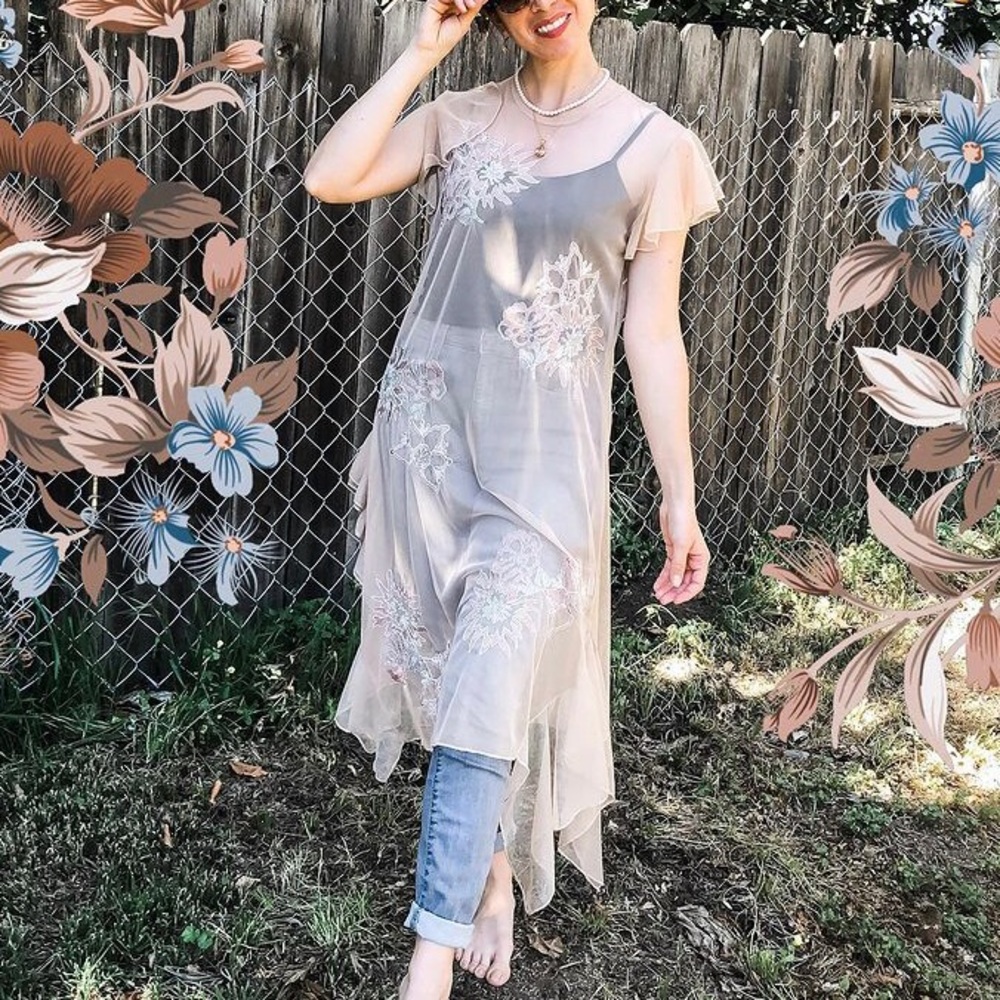 Zara 👗 sheer gorgeous